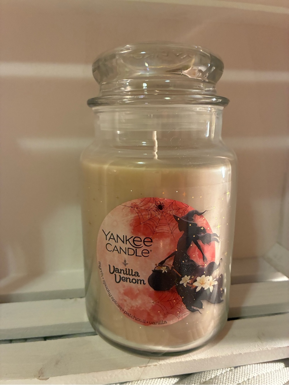 Yankee Candle Vanilla Venom original jar